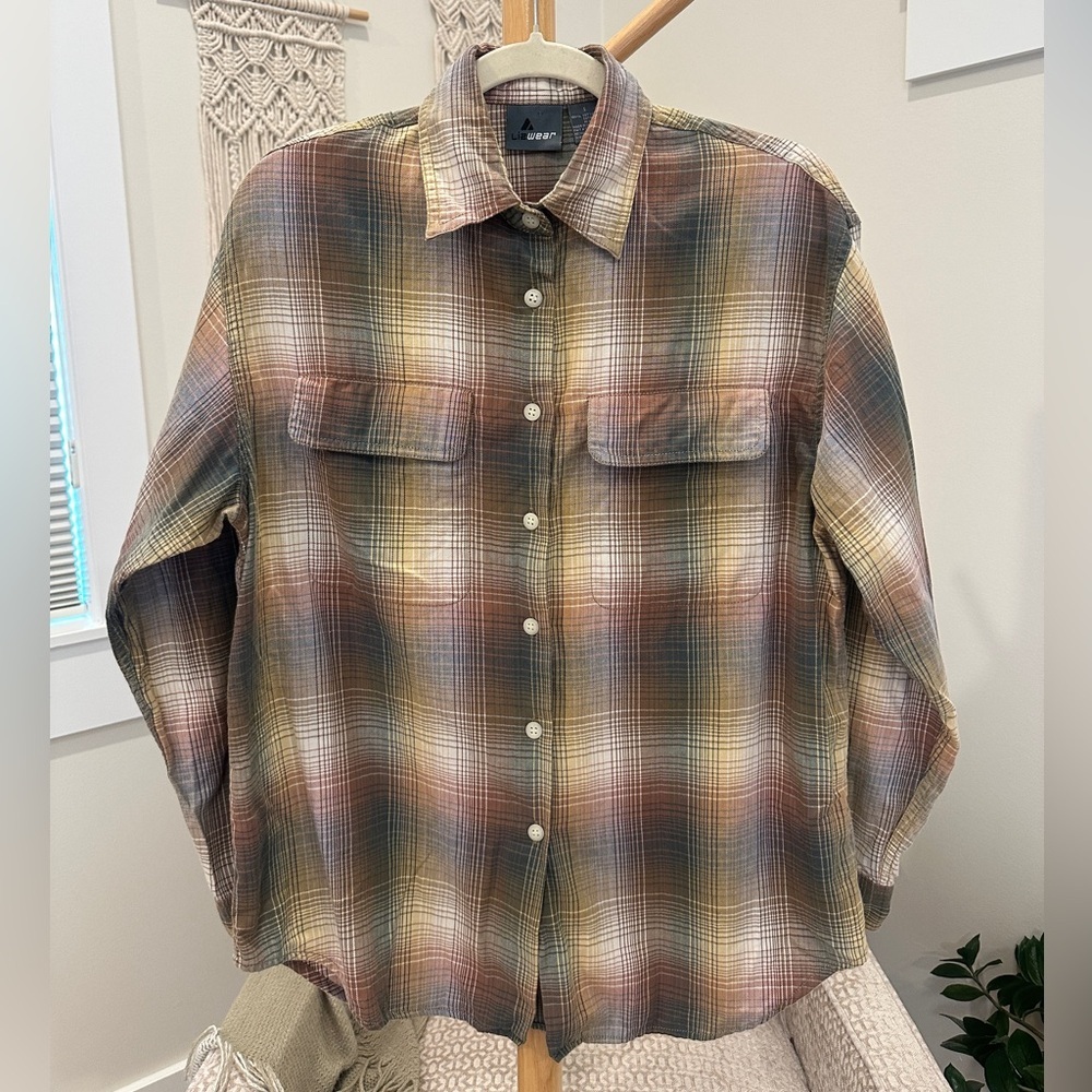 Liz Wear Plaid Button Front Shirt Small Soft Cotton Overshirt